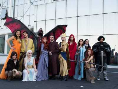 Cosplay di gruppo del "Trono di Spade"